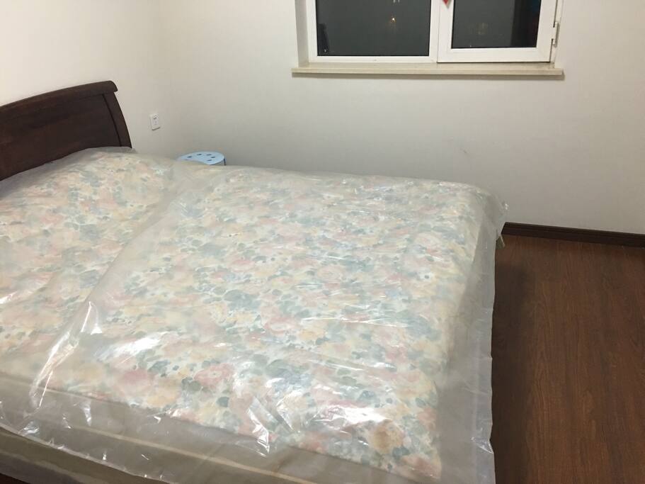 1.8*2.0大床,木地板