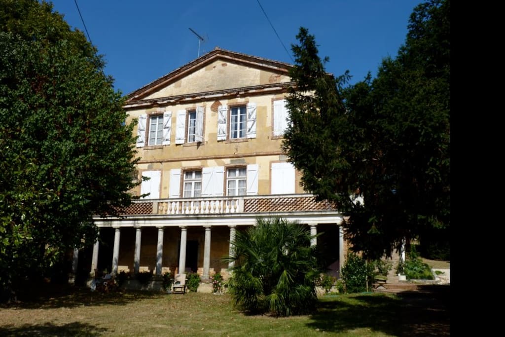 Maison ancienne avec terrasse