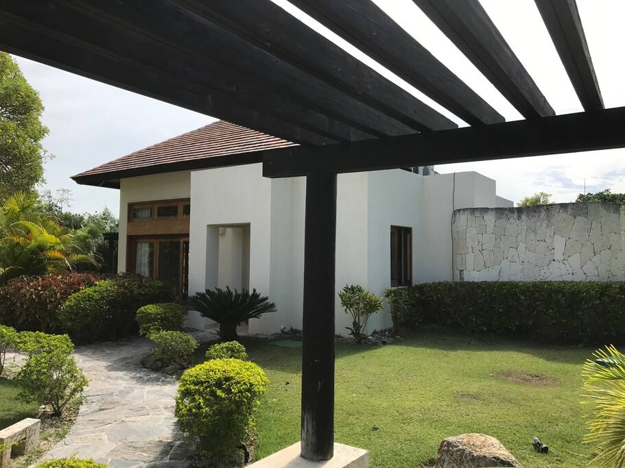 ENTRANCE AND YARD OF THE HOUSE