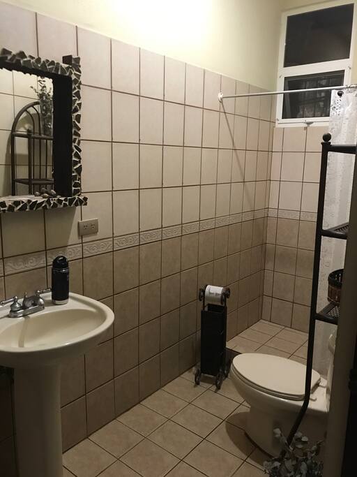 Baño completo lindos acabados