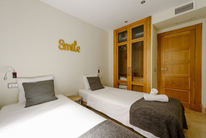 Izba s 2 lôžkami, ale aj šatník