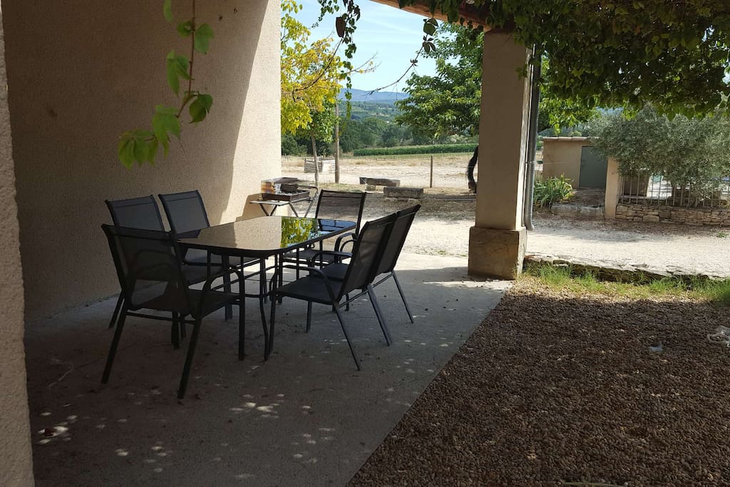 La terrasse.