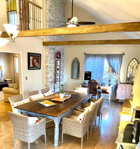 5BR Private Wooded Retreat • Fire Pit