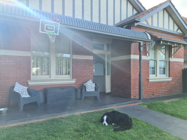 Darling Malvern East