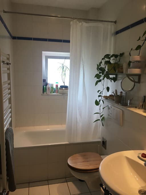 Gemeinsames Badezimmer