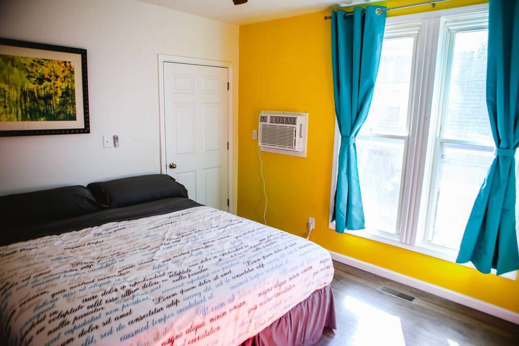 Comfortable King Bed