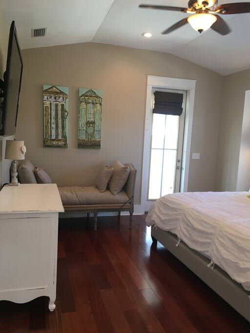 Day Bed in Master