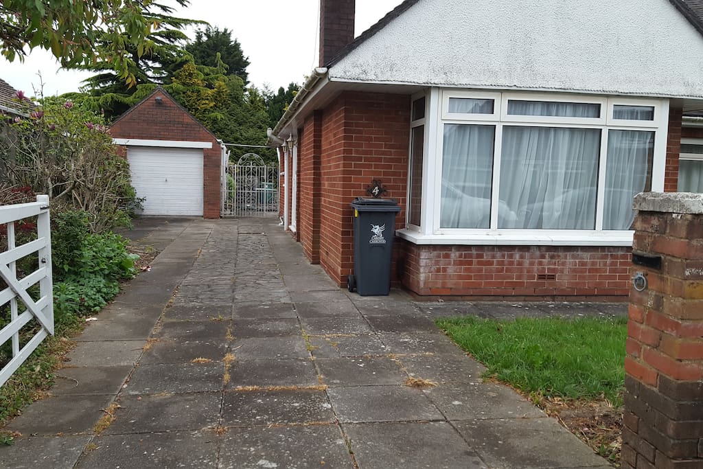 Front, outdoor off-road parking for 2-3 cars (garage not included)