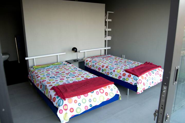 საძინებელი 2