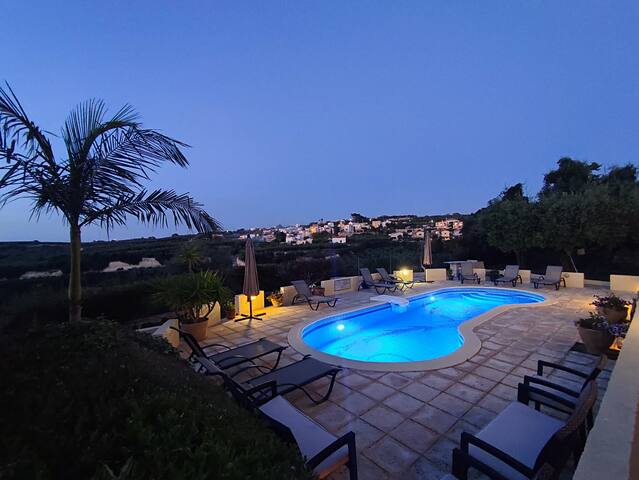 Villa Aarum – Your Idyllic Retreat in Crete ! gallery image 3