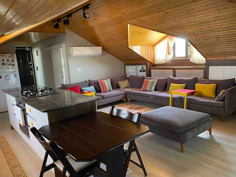 Central apartment with an amazing terrace view..