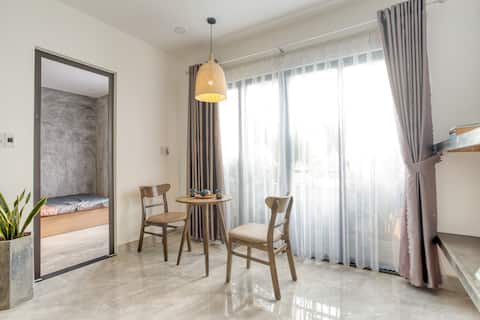 ★BALCONY APT in DOWNTOWN☀5 mins to HAN MARKET ★