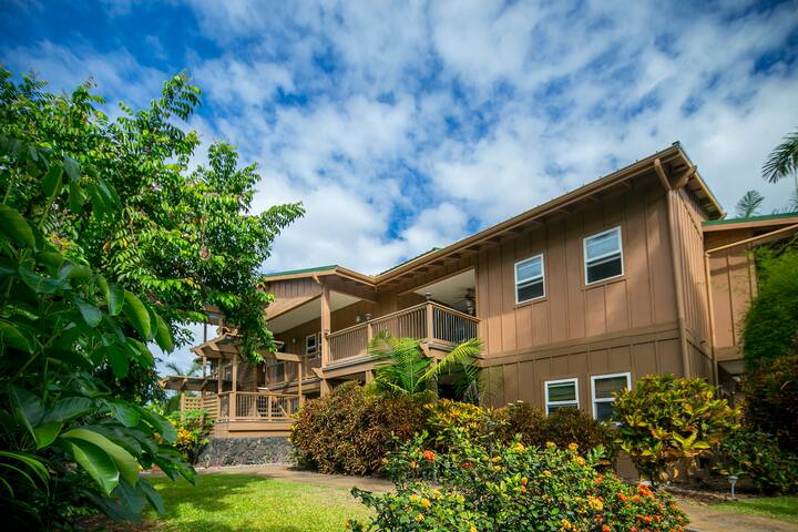 Unique Real Hawaiian Plantation Kona 8 Bed/8 bath gallery image 3