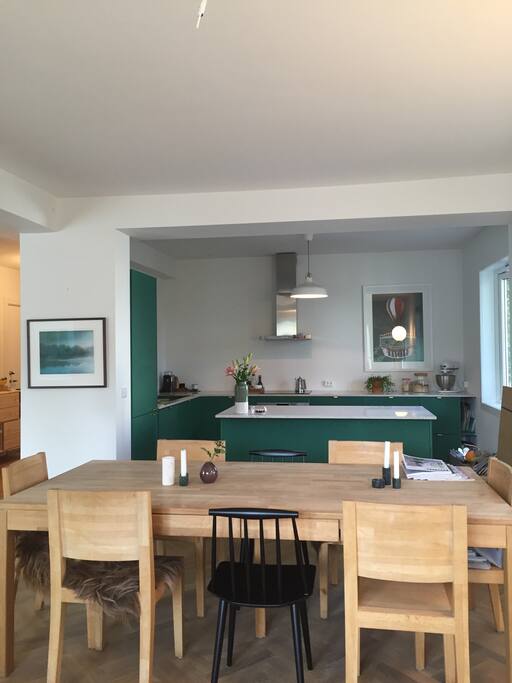 Kitchen facing dining table