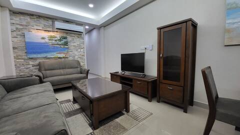 Modern 1-Bed Apartment w/View 2