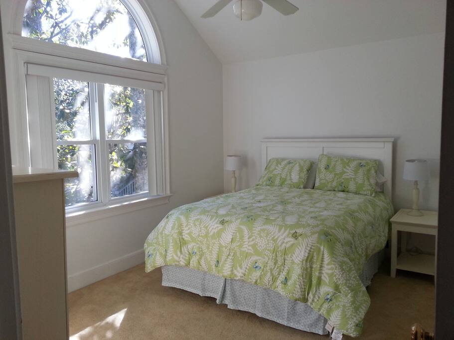 Queen Bedroom