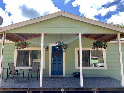 Private Farmhouse just 1/2 mile from Main Street