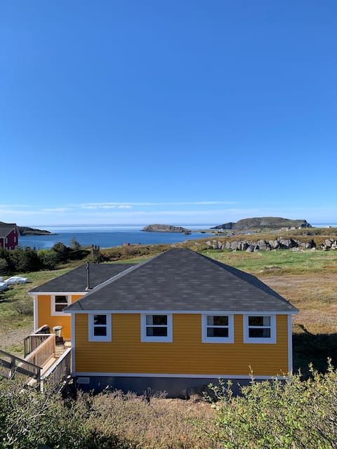 Ridgehaven Oceanview Cottage-Entire Home