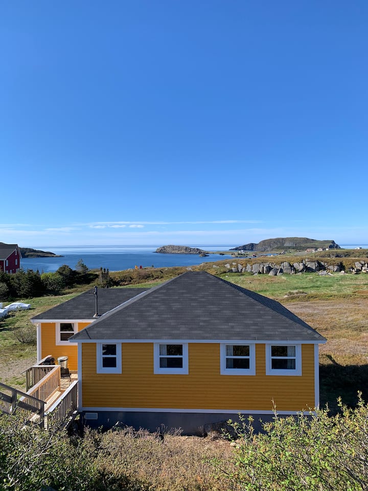 Ridgehaven Oceanview Cottage-Entire Home