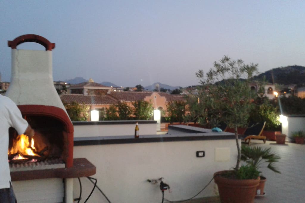 angolo barbecue in terrazza
