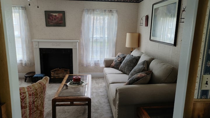 Entire Home - Near Downtown - 3 Min. To All Venues - Canandaigua, NY