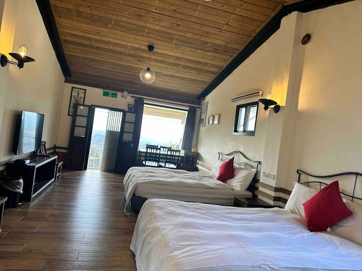 Jiufen Canaan Homestay | Sea View 2-4pax Twin Suite | Near Old Street | Chartered Travel Airport Transfer
