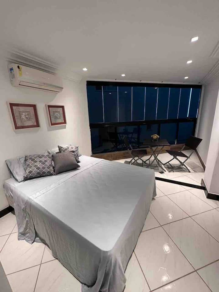 חדר מס'2. עם מיטה זוגית, מיזוג אוויר, מלתחה. 