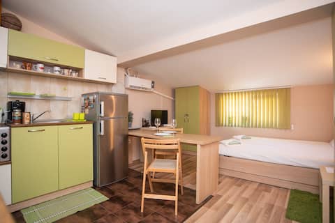 Central Rooftop Studio TK31