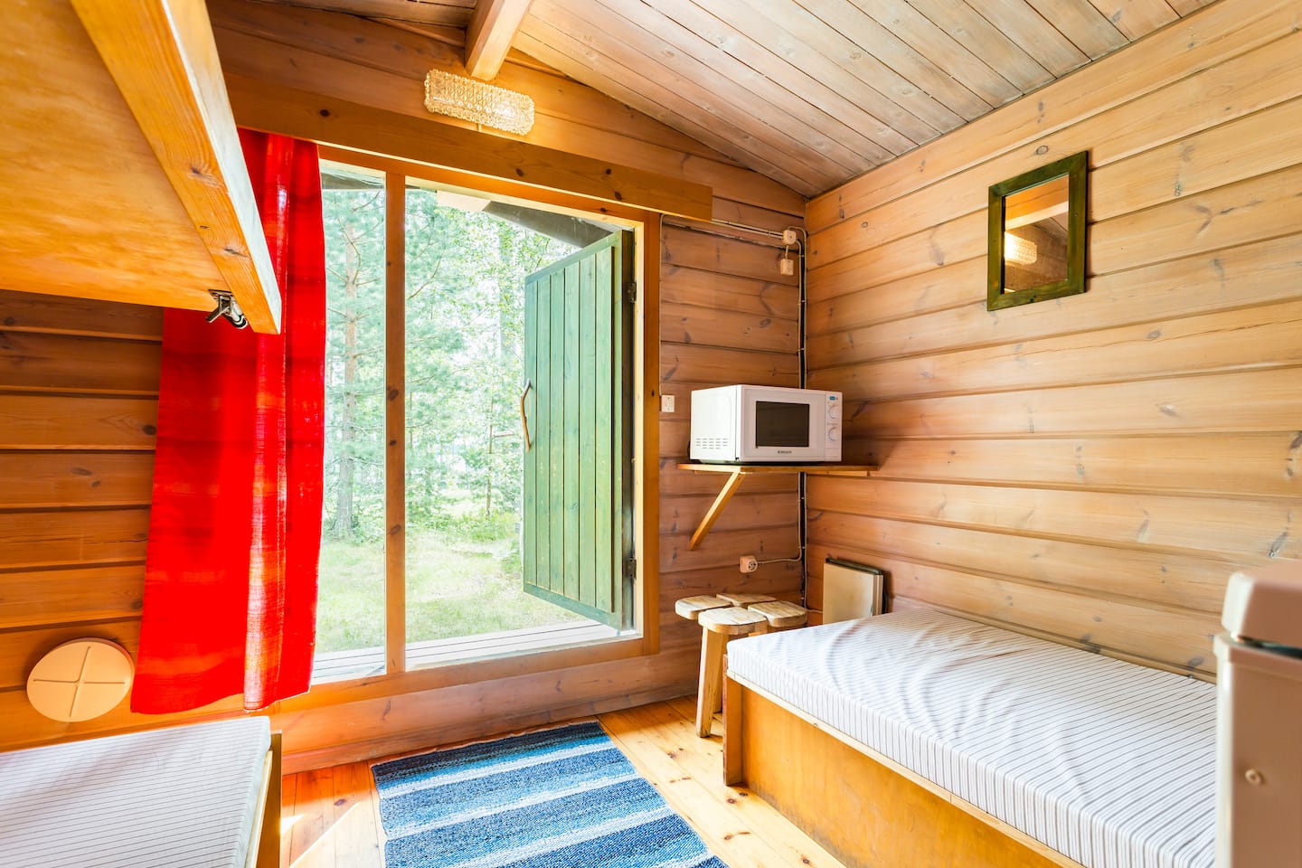Two-bed Camping Summer House 4