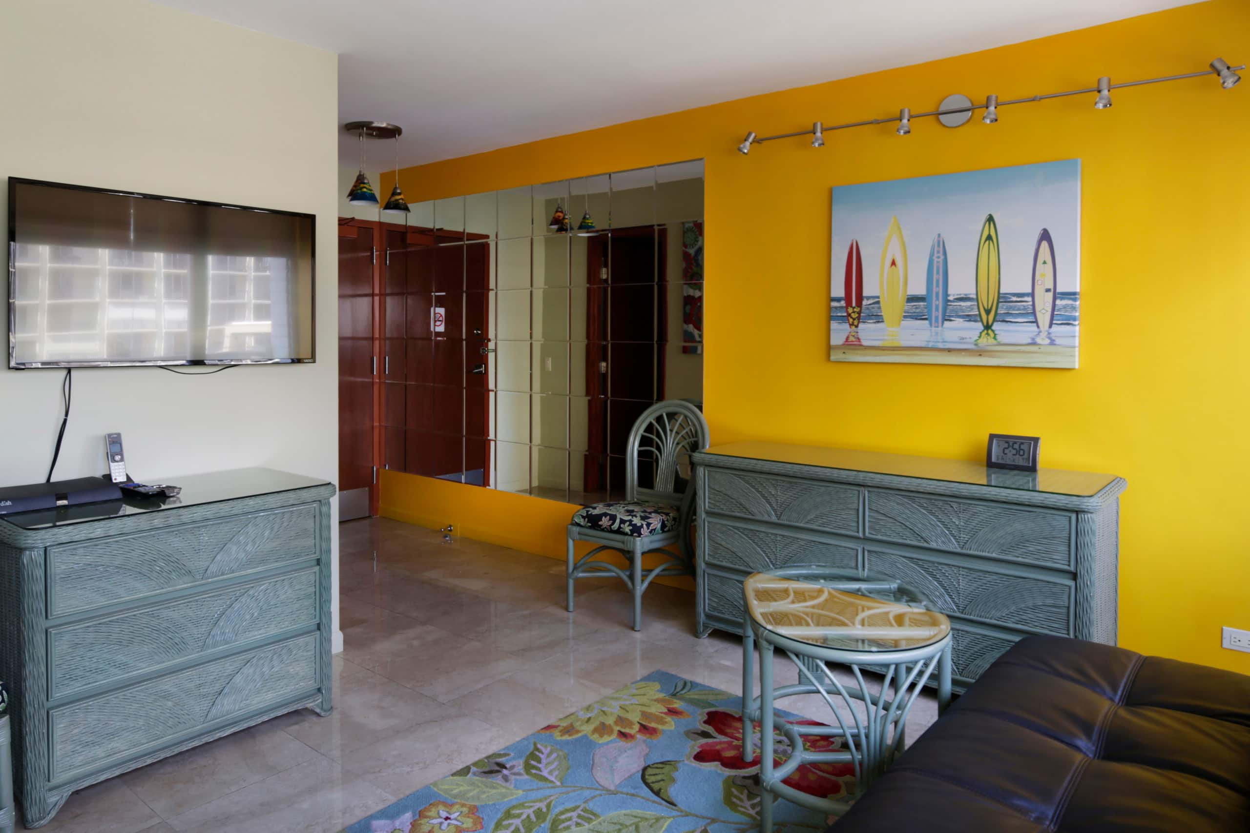 Condo in Honolulu · ★4.88 · 1 bedroom · 3 beds · 1 bath - Image 3