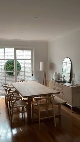 Boutique Hamptons Getaway! gallery image 5