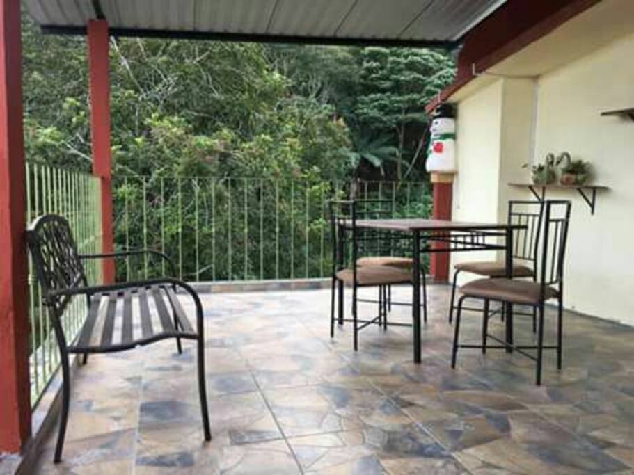 terraza de la habitacion
