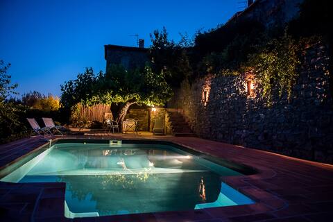 Air-conditioned house in the Cevennes with pool