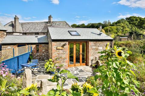 The Old Piggery.       Cornwall