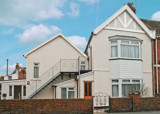 Airbnb East Huntspill Vacation Rentals Places To Stay
