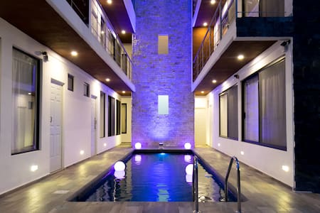 Boho Chic Loft (Comfortable) with Pool - NEW (5)