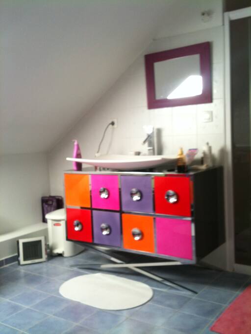 Une salle de bain pour les enfants