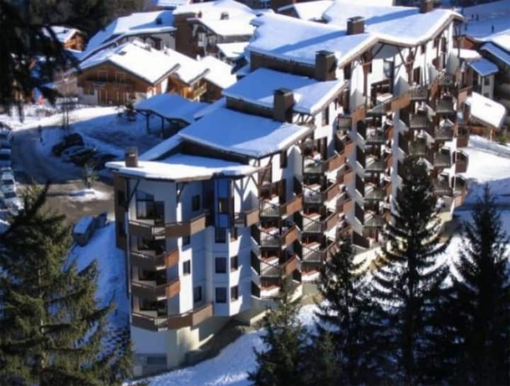 Stylish La Tania, Sleeps 2-5 - Courchevel