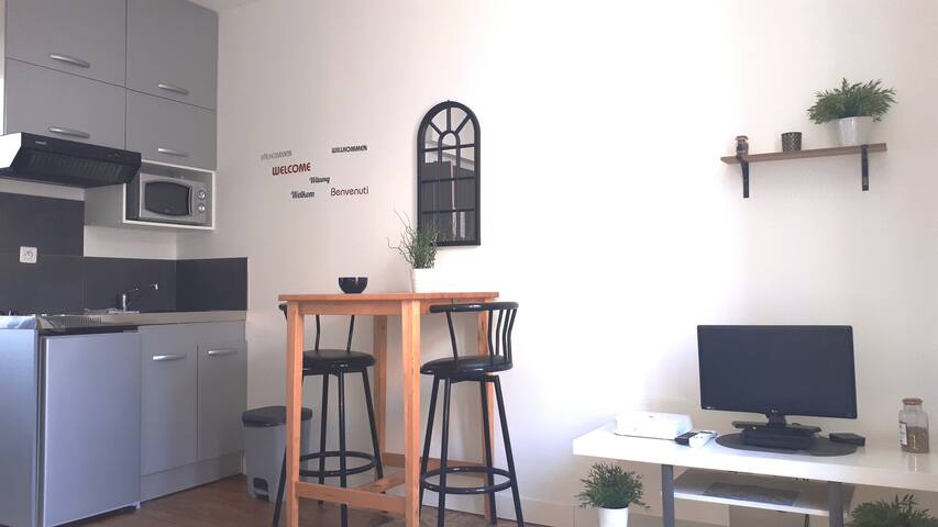 AMIENS Proche Gare, Centre, rue Calme