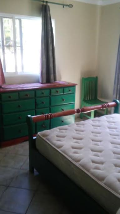 todo decorado en un verde natural