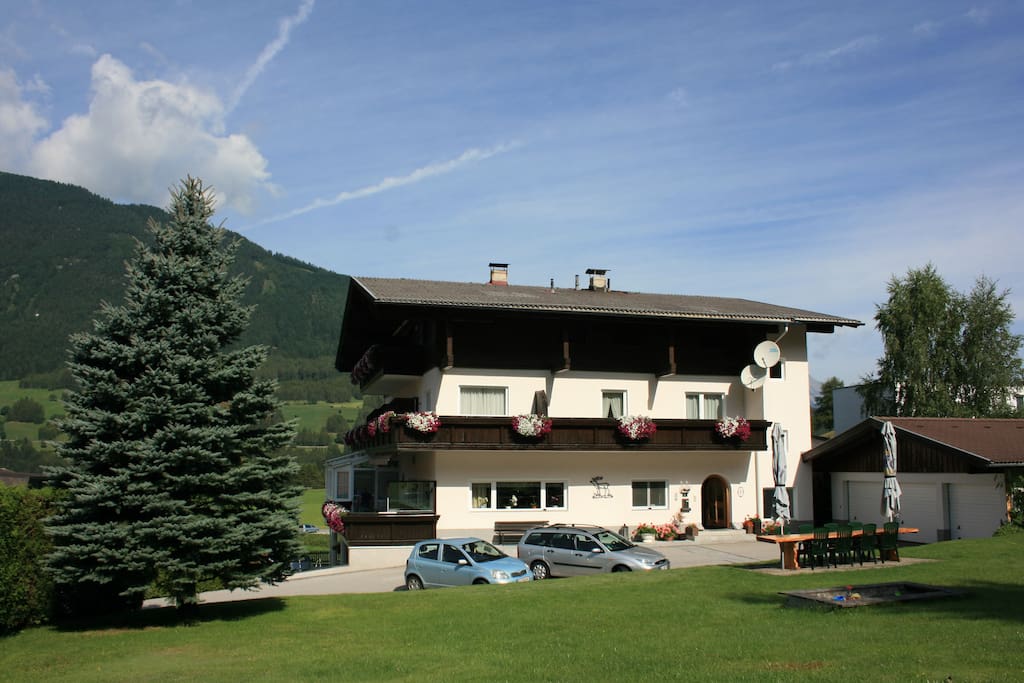 Haus Hubertus mit Garten