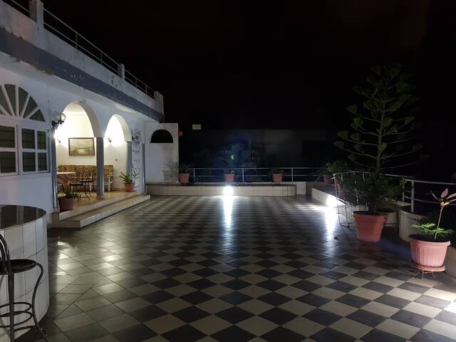Very spacious and bright apartment in Lomé