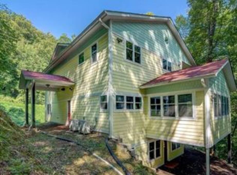 Back of house; you will have the privacy of the top floor.