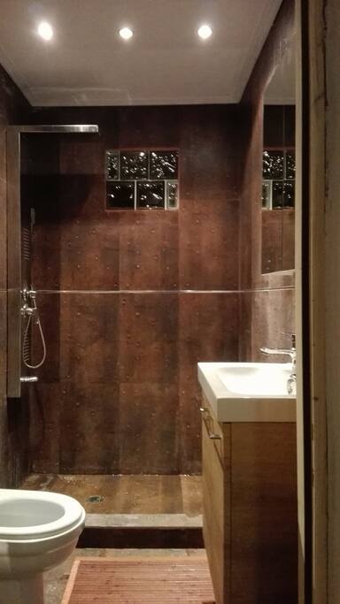bathroom on the 1st floor