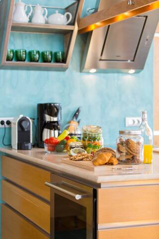 Ravdoucha Epavlis Eleni gallery image 5