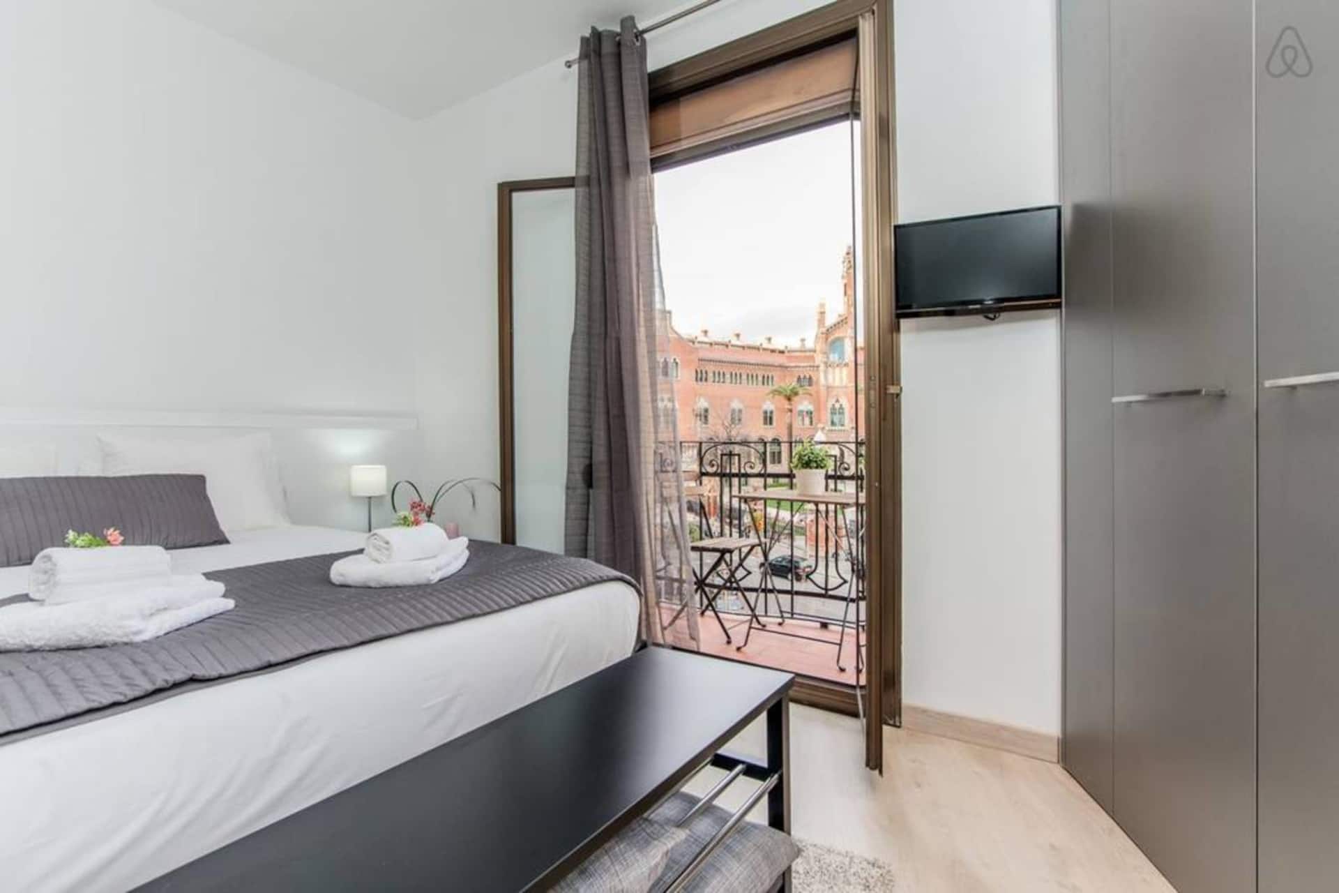 Gaudí Views - Suite with a view in Barcelona — foto 3
