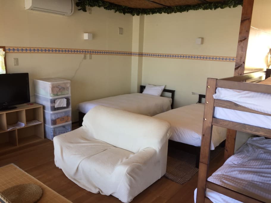 Bed room