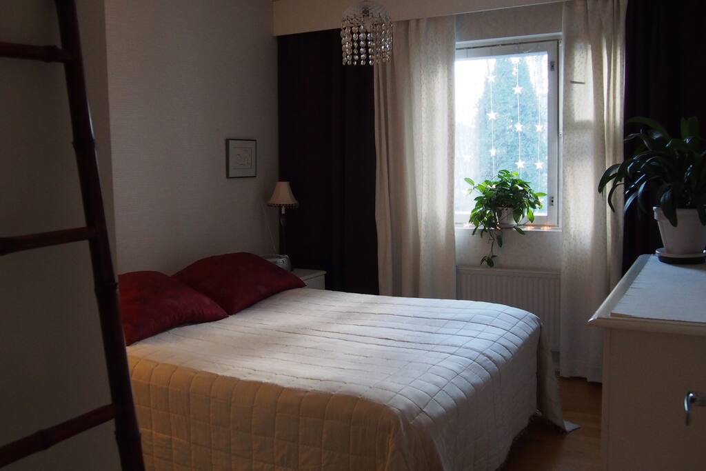 Evening atmosphere in bedroom