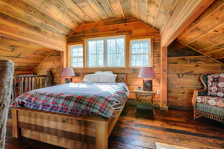 Cómoda cama tamaño queen