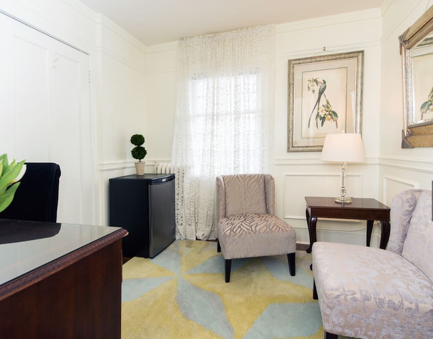 Small sitting area with desk
